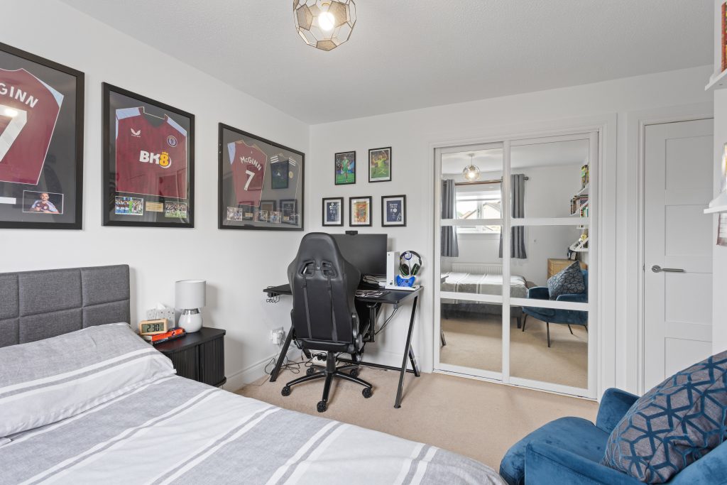 2BonhardCourt47.jpg