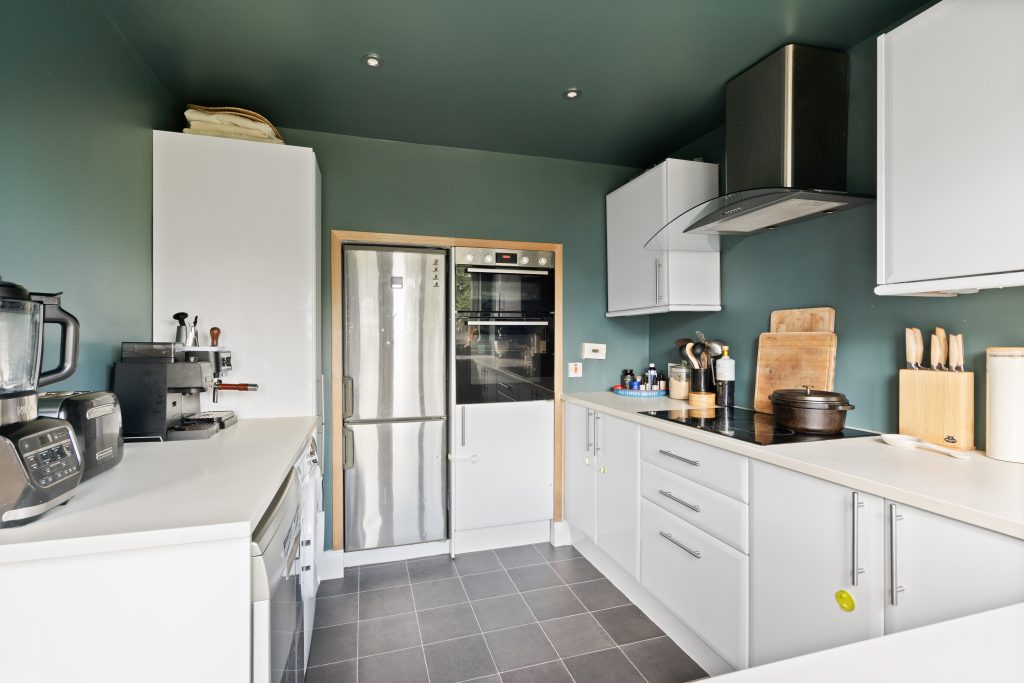 106PrioryRoad13.jpg