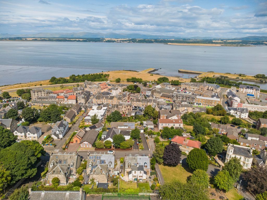 24StewartAvenue10.jpg