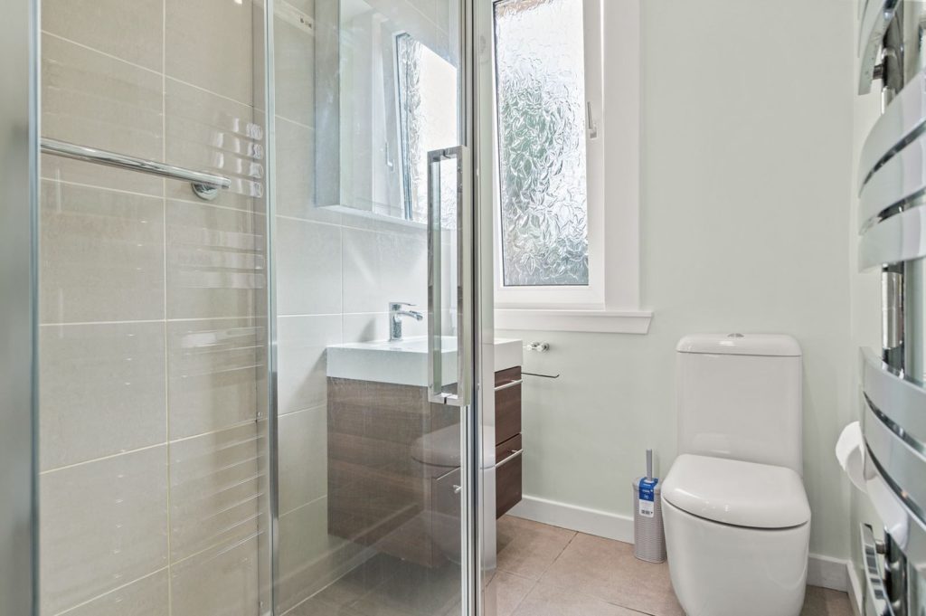 Bathroom_1_1783937814_7657.jpeg