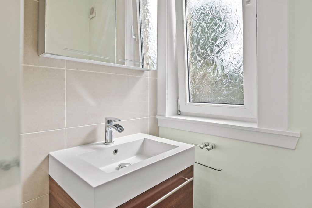 Bathroom_2_1783937814_7954.jpeg