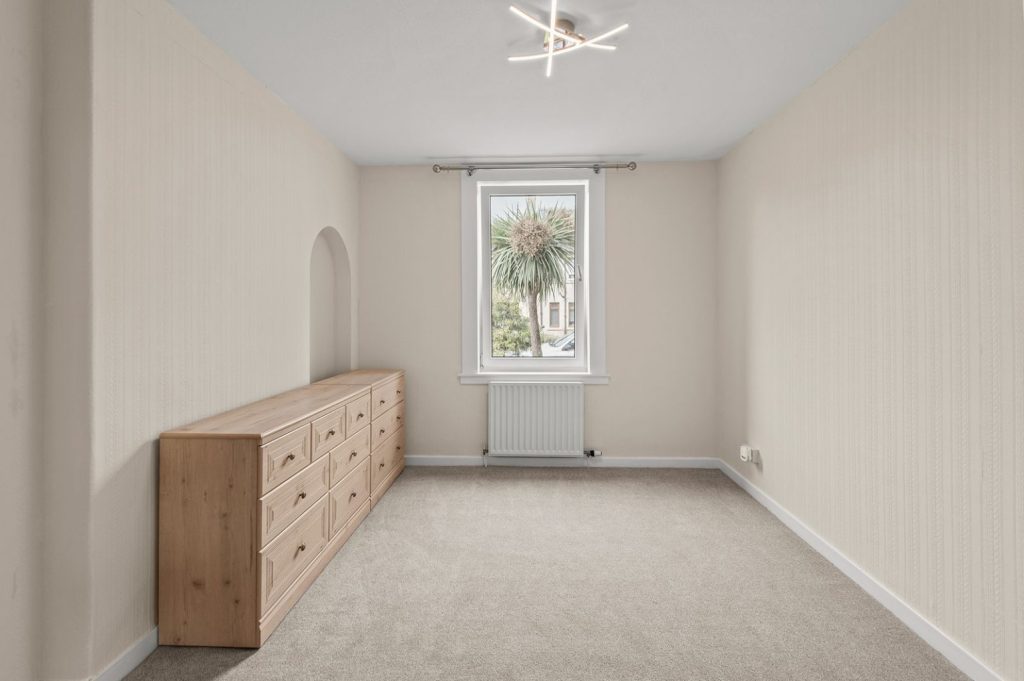 Bedroom_(image_2)_1783937826_3385.jpeg