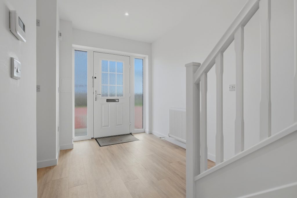 11_lochay_show_home_009.jpg