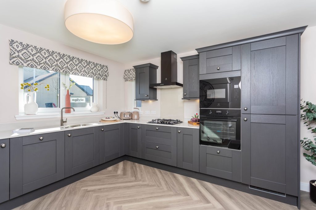 OGILVIE-CairneyhillShowhome-12.jpg